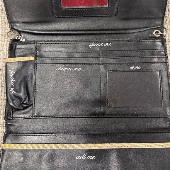 White House Black Market Cream Faux Snake with Black Patent Clutch/Crossbody - Picture 2 of 14